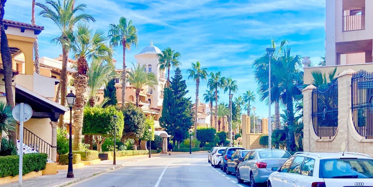 Beautiful Apartment Near Playa De Los Locos Torrevieja Exterior photo
